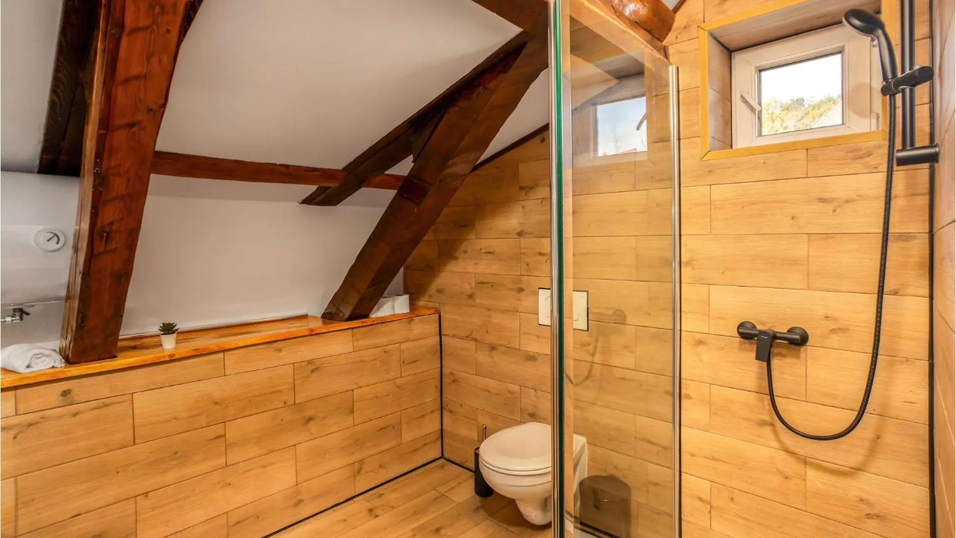 Lovely Home In Sunger With Wi-Fi Croatia